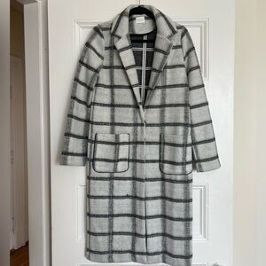 Plaid white and grey light cardigan/coat